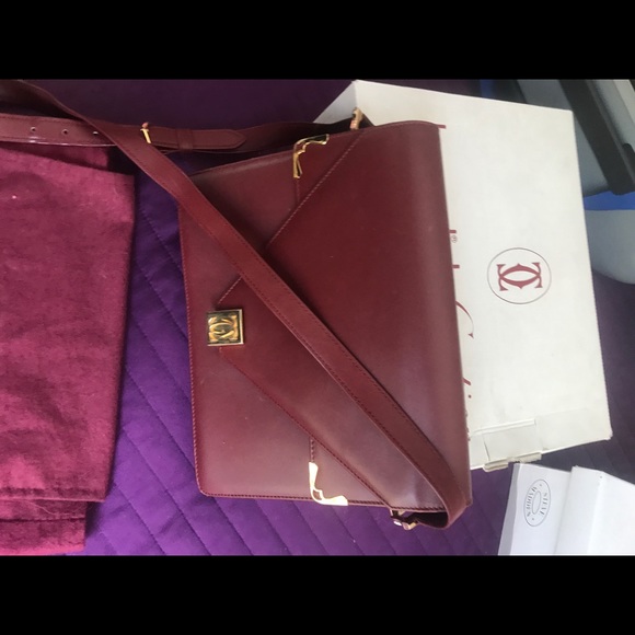 FAST SALE VINTAGE CARTIER BEAUTIFUL BURGUNDY BAG! - Picture 2 of 8